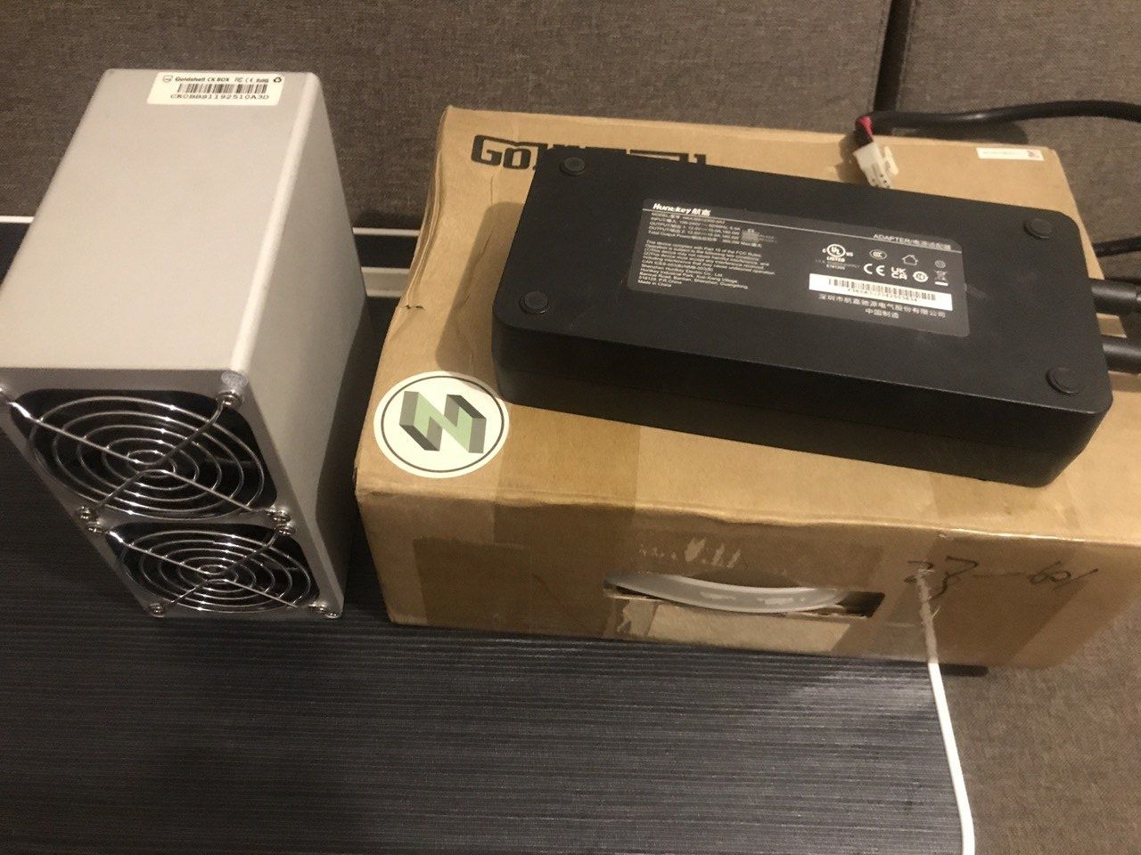 Asic miner Goldshell CK BOX
Алгоритм: Eaglesong