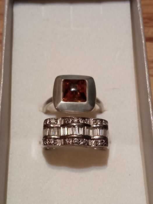 2 pierścionki srebrne w próbie 925