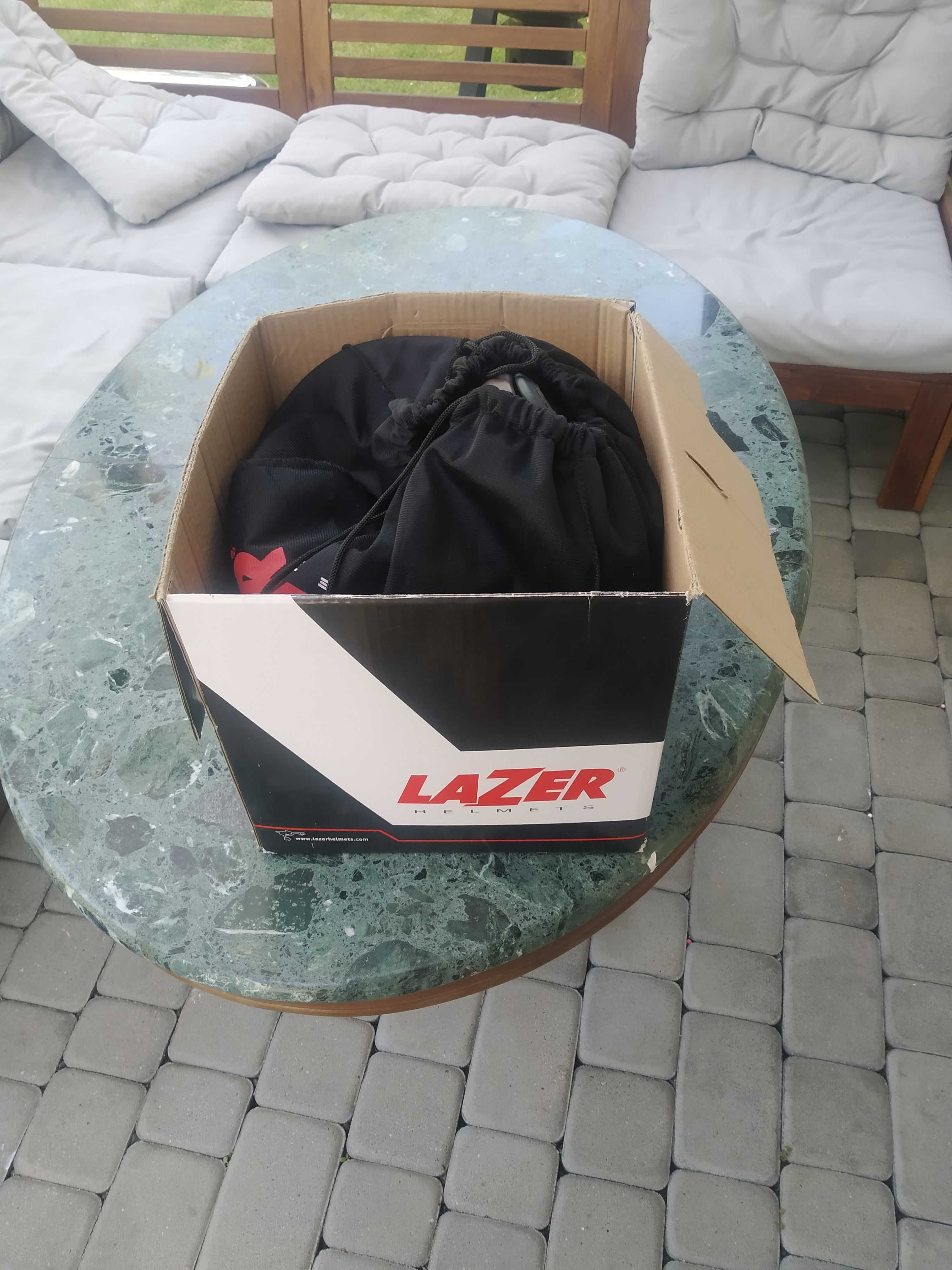 Kask na motor Lazer M czarny mat