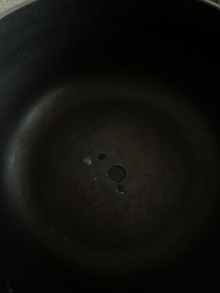 Garnek żeliwny Le Creuset czarny