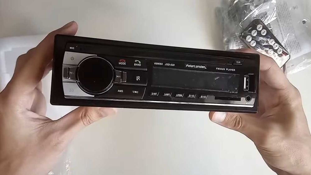 Автомагнітола з bluetooth 60 вт usb флешка microsd карата пам'яті