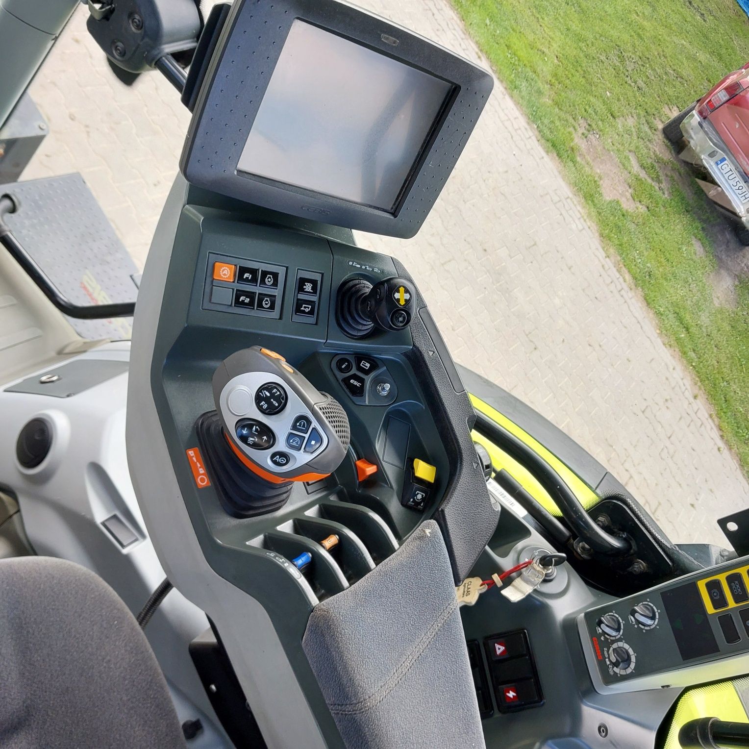 Claas Arion Cebis 650 640 Axion John deere 6190 r m