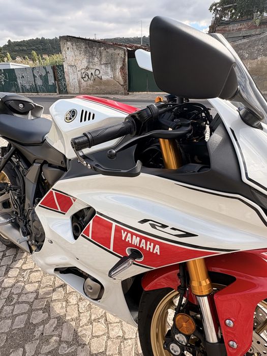 Yamaha  R7   60th Anniversary 55kw ( nao aceito troca)