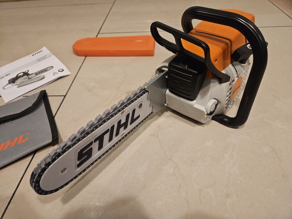 Piła spalinowa Stihl MS – zabawka na baterie
