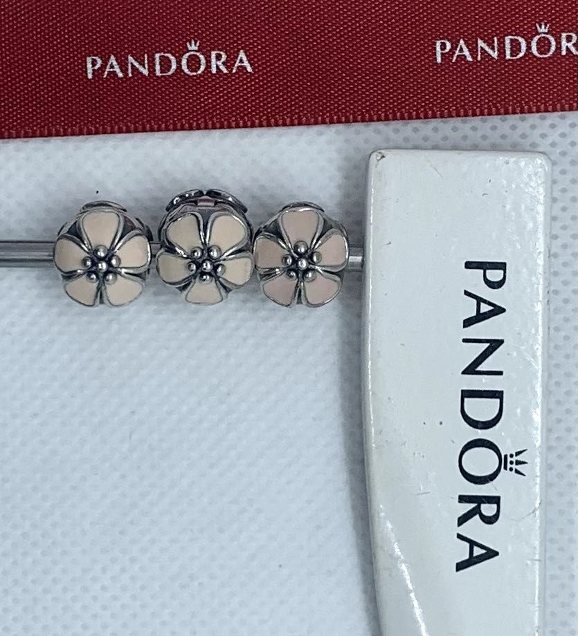 ORYGINALNA PANDORA/likwidacja salonu- Kwiat wiśni 791041EN40