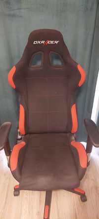 Fotel gamingowy dxracer formula