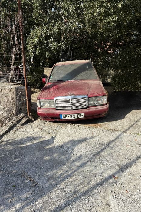 Mercedes-Benz 190D 2.5 Diesel – Clássico Fiável e Raro!