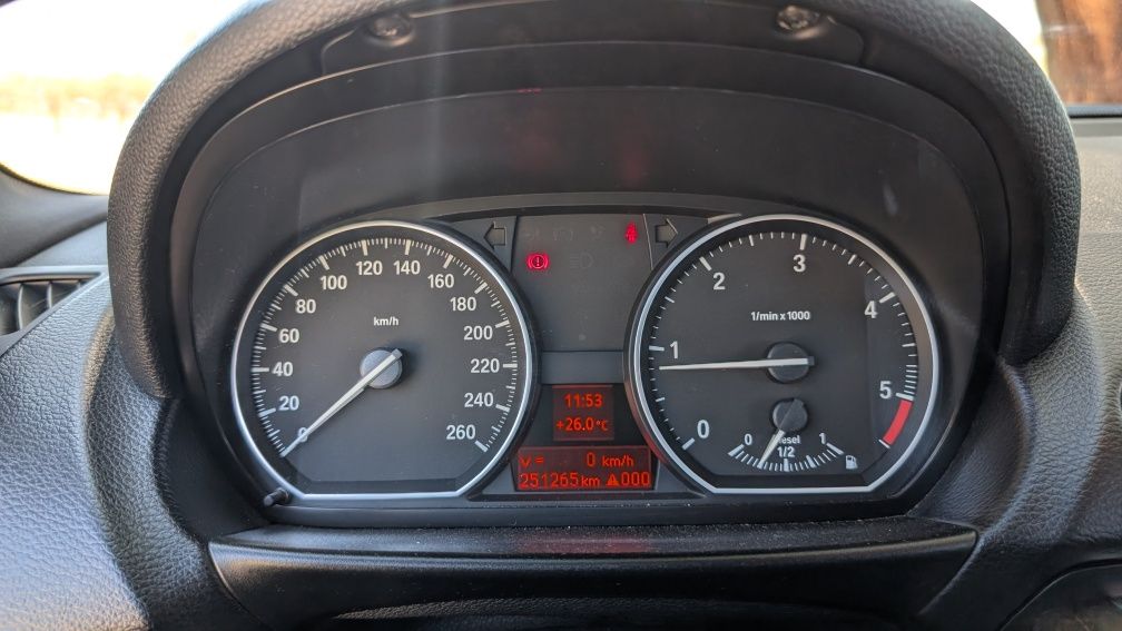 BMW 123d bi-turbo coupé pack m [DISTRIBUIÇÃO FEITA]