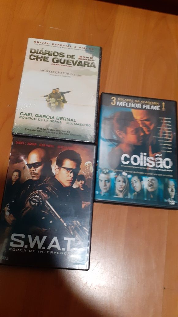 4 Cassetes vhs e 3 dvds filmes