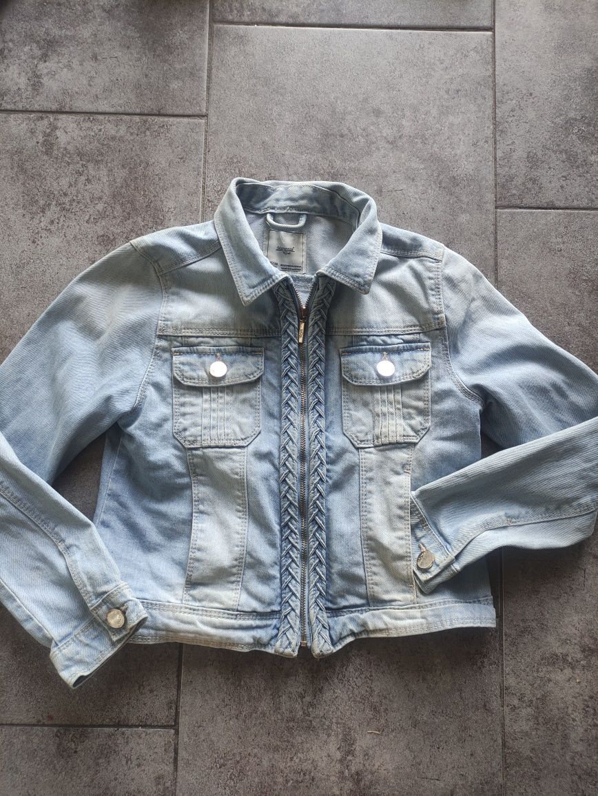 Kurtk jeans z ozdobnym przodem