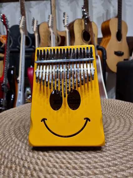 Mahalo Smile MKA17SM kalimba 17 głosowa