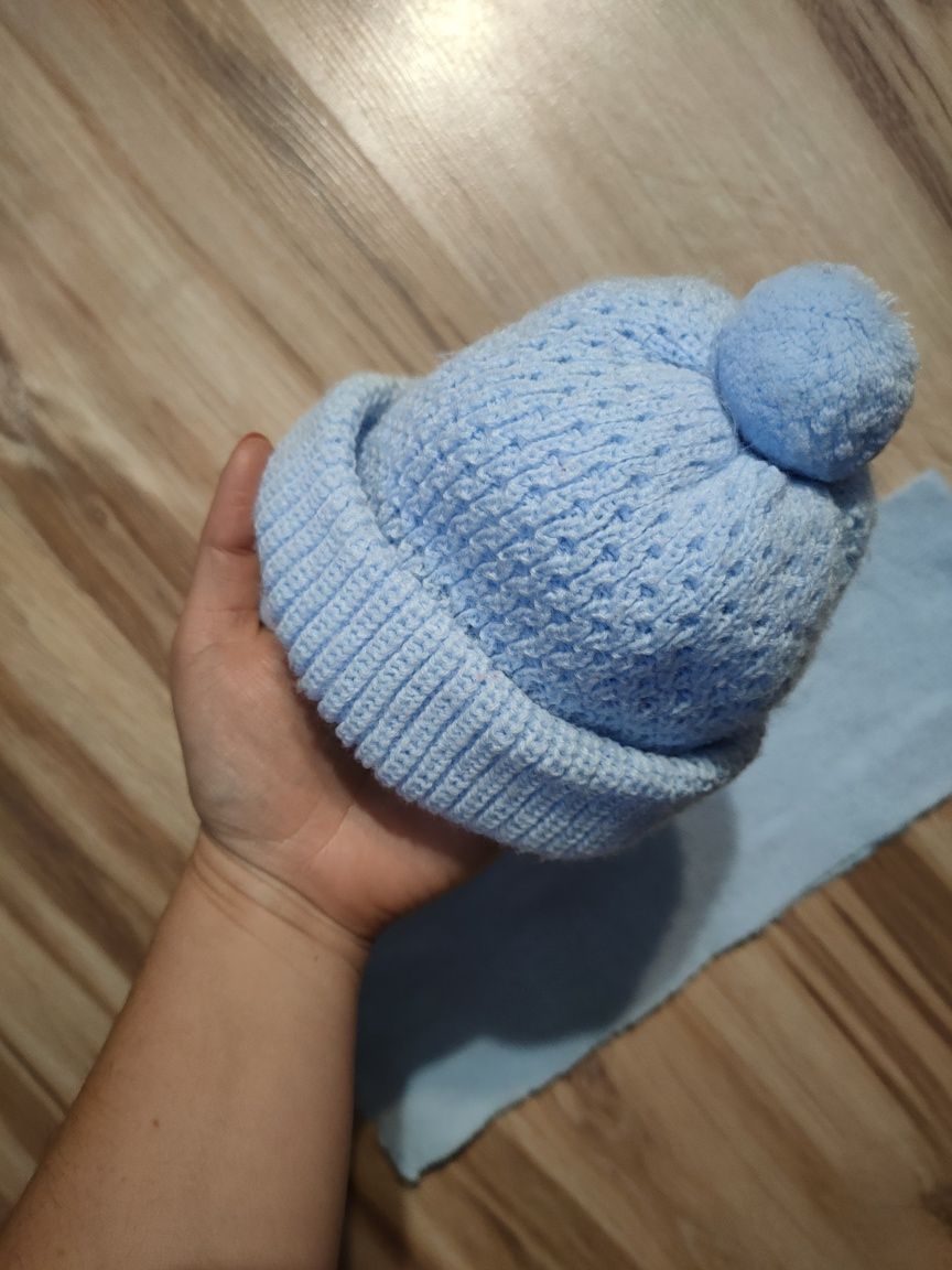 Komplet niemowlęcy czapka i szalik