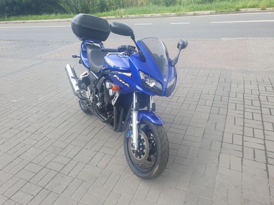 Yamaha FZS Yamaha fzs 600 fazer (cbf 600 fz 6 gsx 600 )