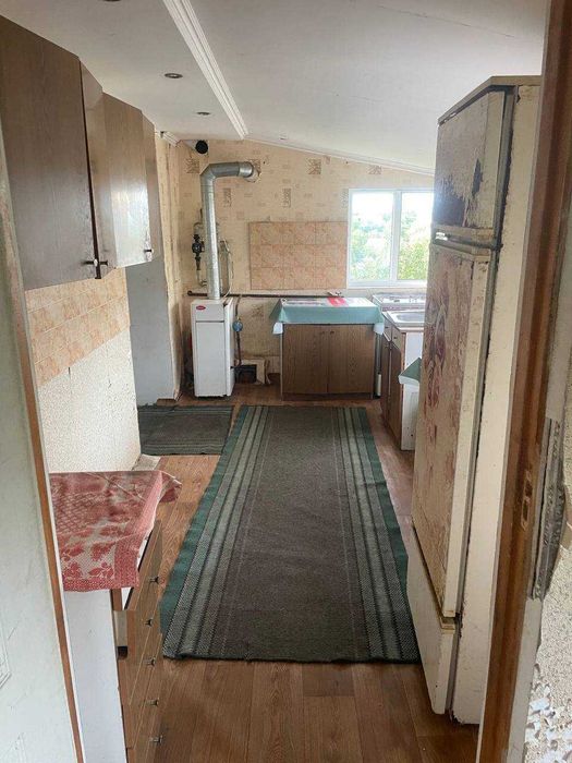 Продаж 2к будинку,підвал,мансарда,111 кв.м.,землі 7,8 сот,Лезнево!ТОРГ