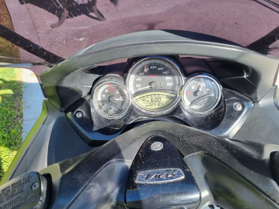Yamaha TMax 500.