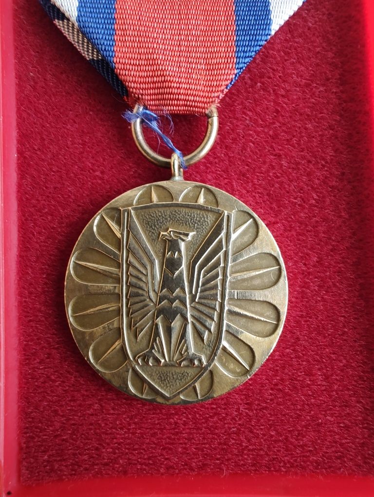 Medal Za Zasługi w Ochronie Porządku Publicznego z PRL-u