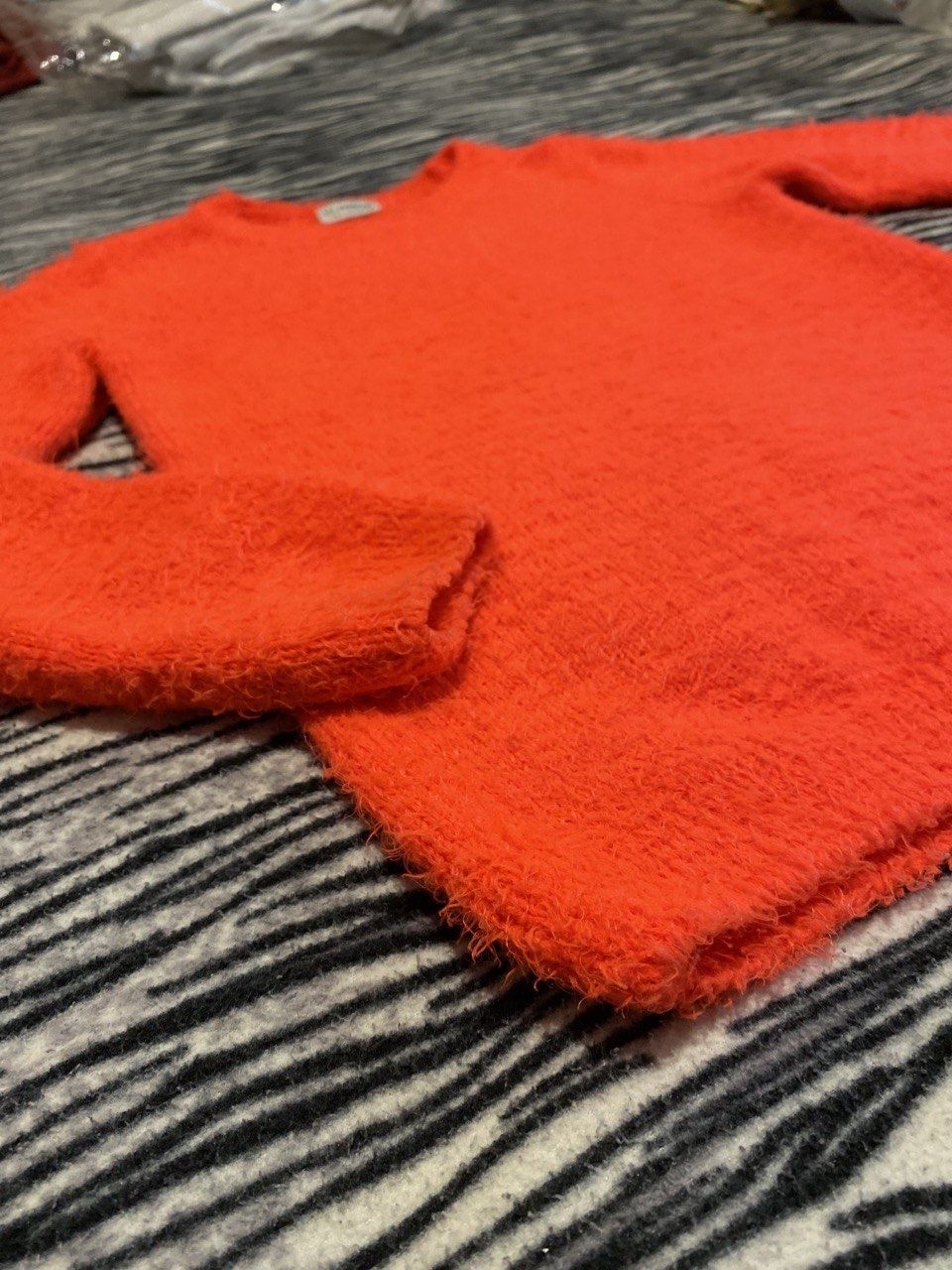 Шикарный мягкий свитер /реглан на рост 140-150 см