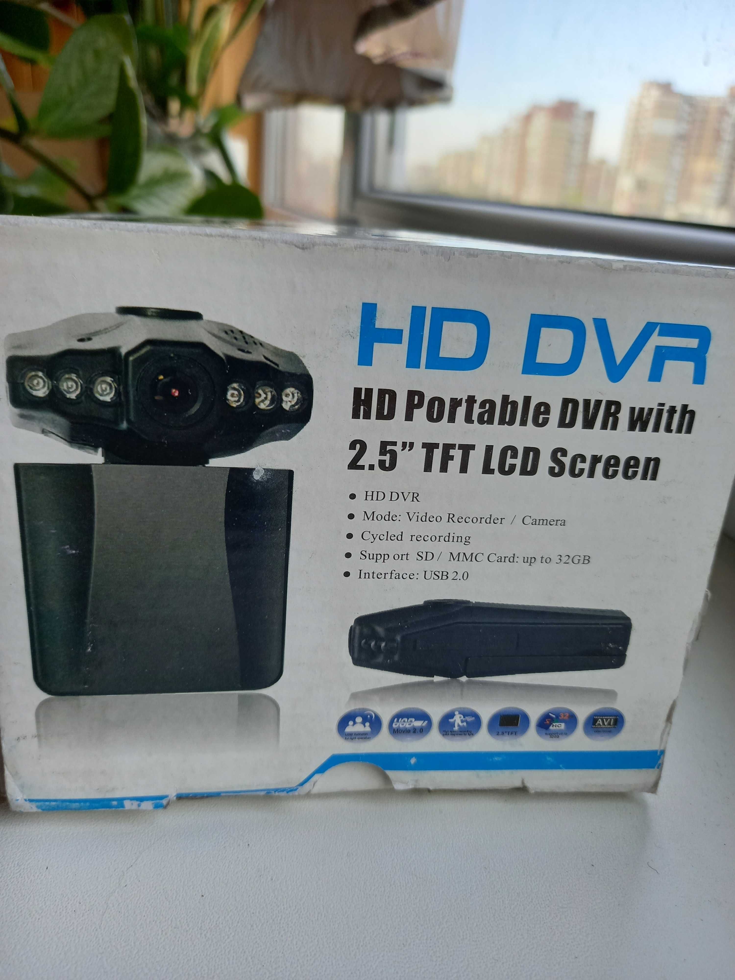 Відеореєстратор автомобільний HD DVR Portable DVRwith 2.5" TFT LCD