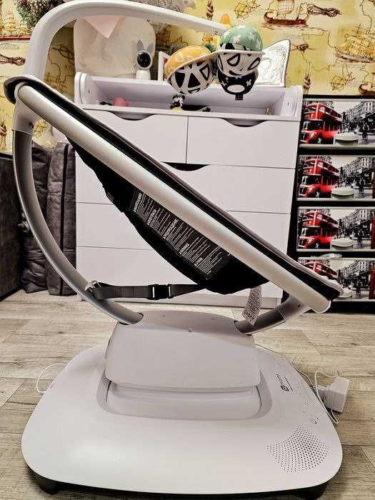 Заколисуючий центр 4moms mamaRoo 5.0 качели мамару укачивающий шезлонг