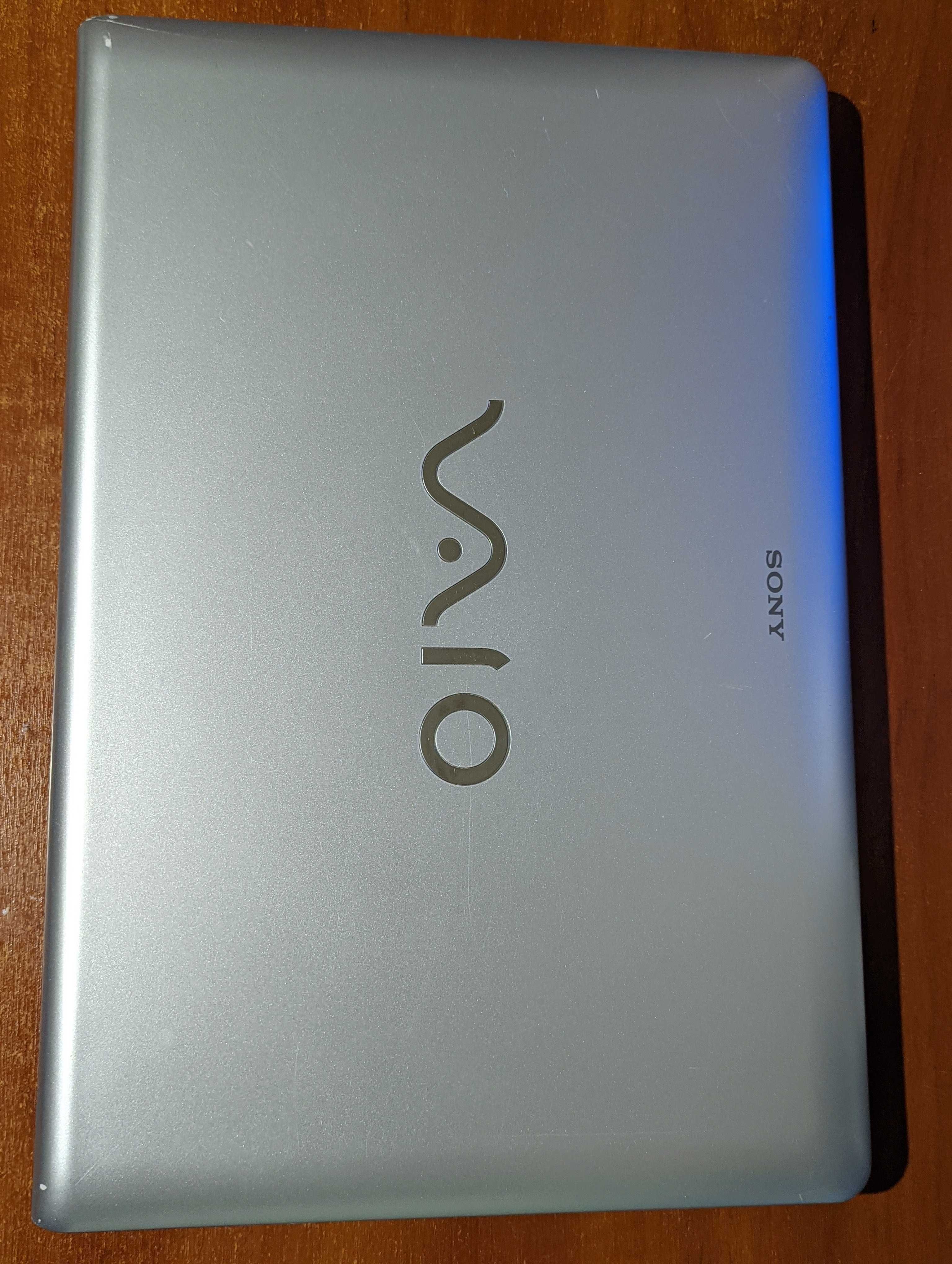 Корпус ноутбука SONY VAIO PCG-71511M 17" Німеччина АКБ DVD-rom зарядка