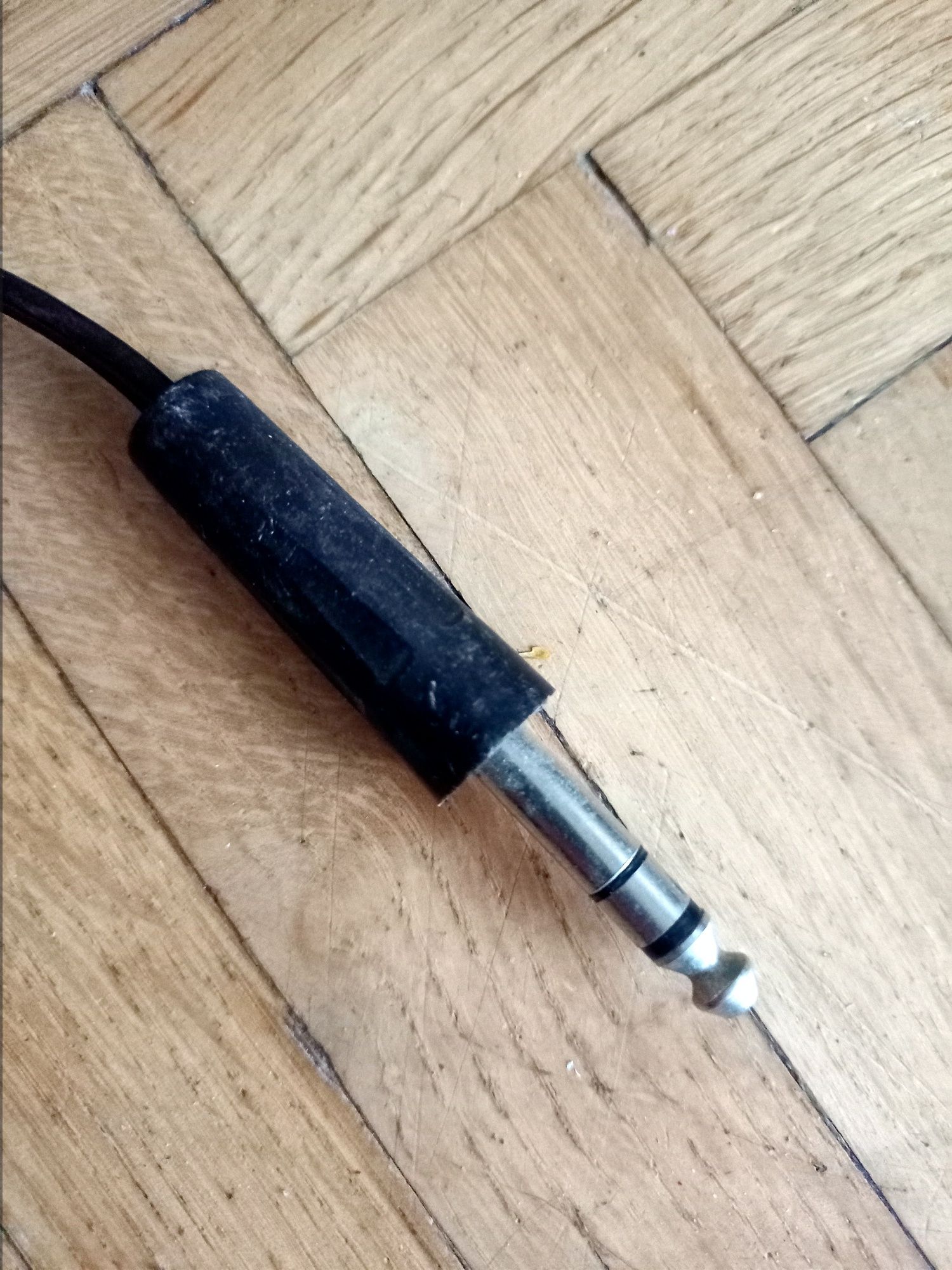 Kabel 6.3.  Audio