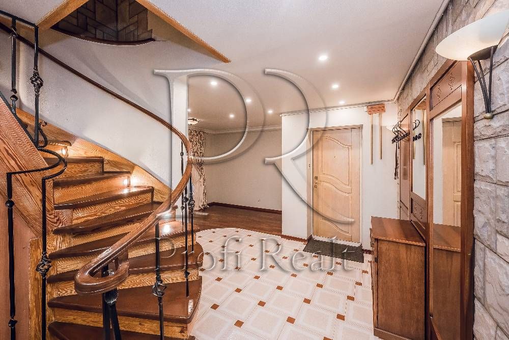 Продаж 2 рівневої квартири, Позняки, Драгоманова 17/Осокорки