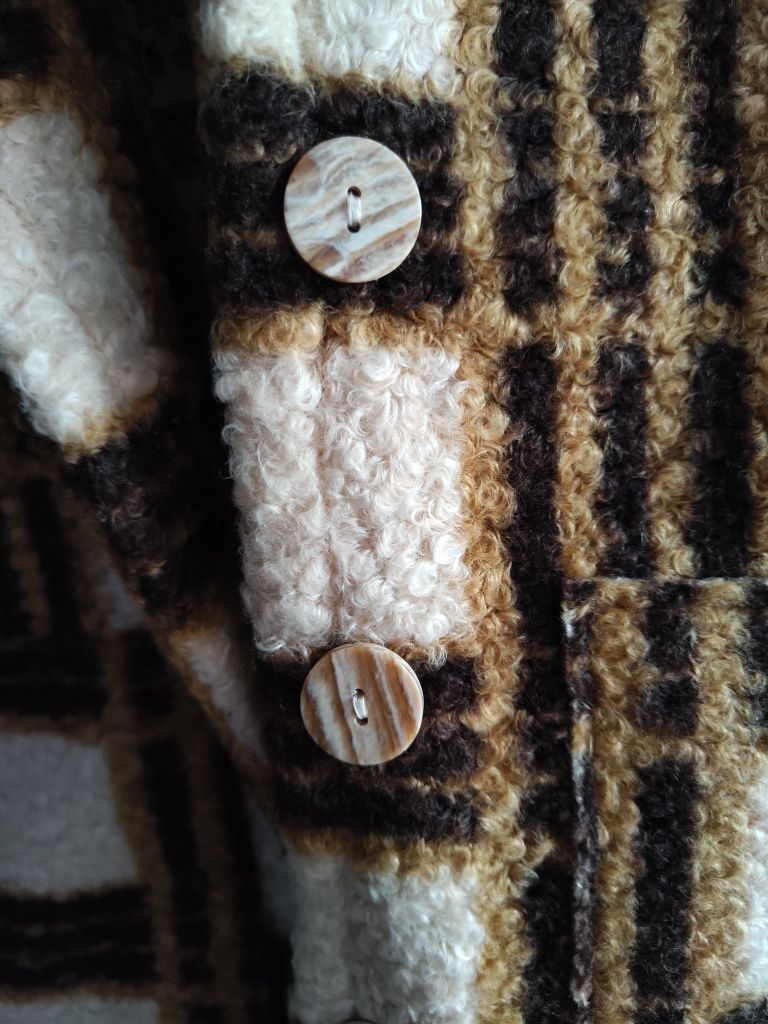 Kurtka z koca brązowa katana w kratę z kieszeniami krata vintage ideał