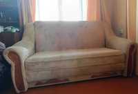 Манюнький диван велюровий