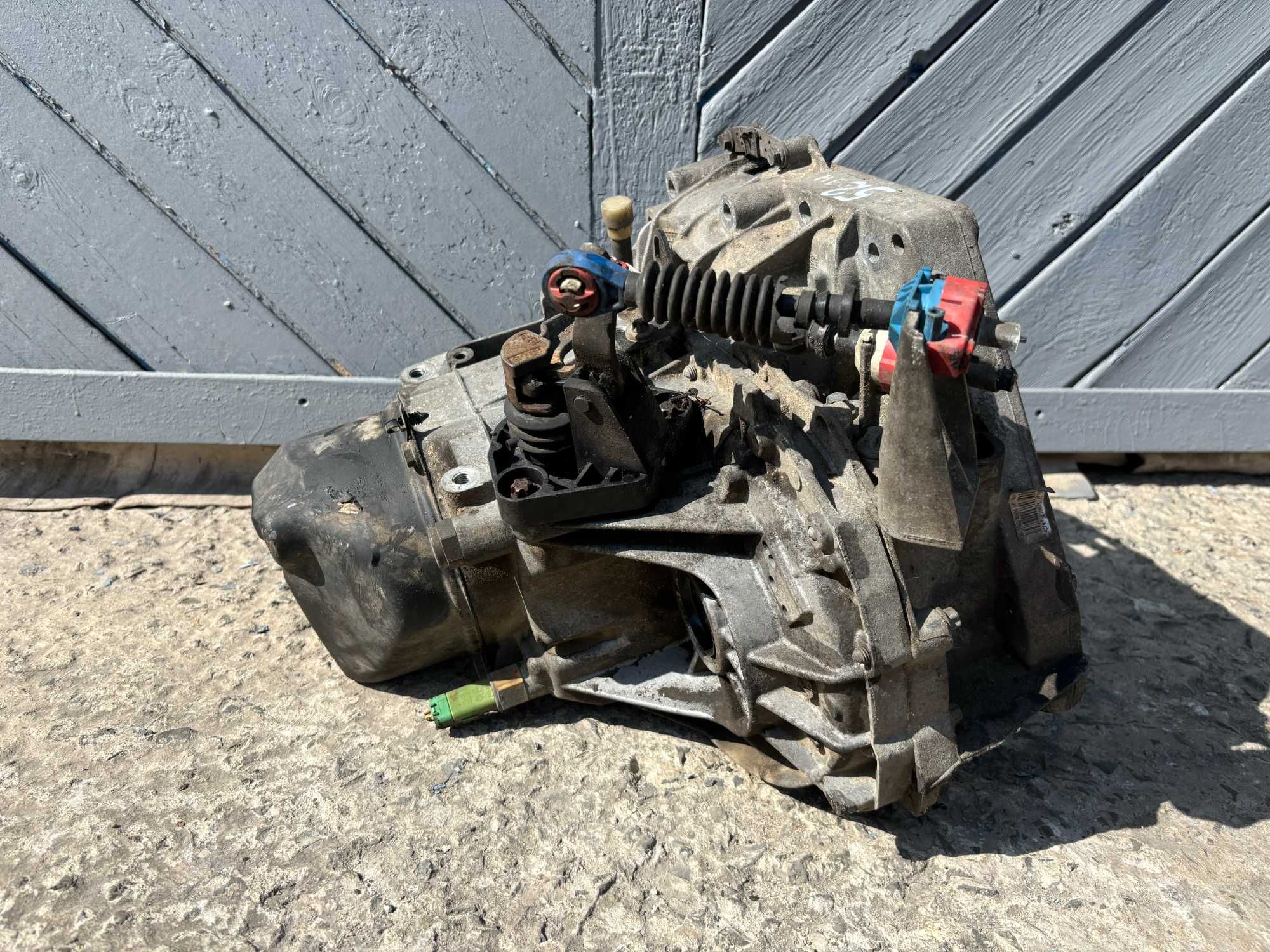 КПП коробка передач Renault Megane 2 1.4 1.6 16V
