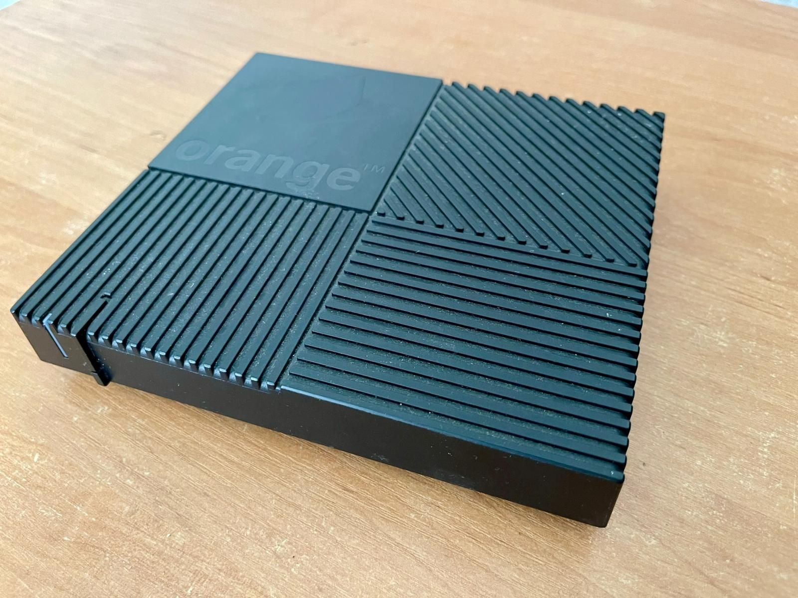Router Orange Funbox 6 + modem światłowodowy ONT – Wi-Fi 6, światłowód