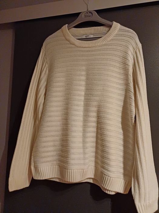 Sweterek Cropp .