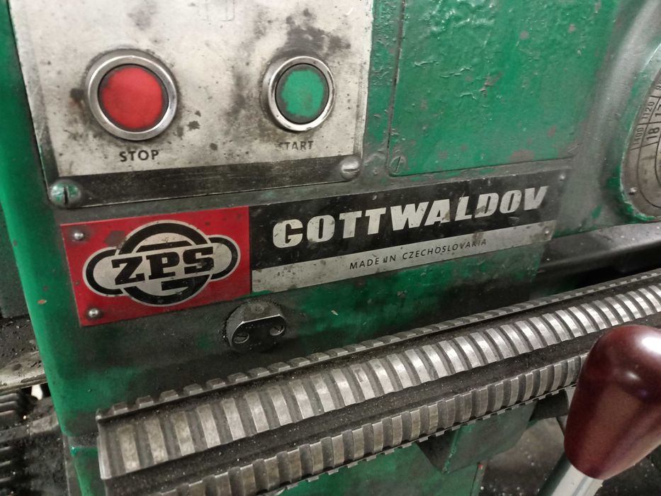 Tokarka rewolwerowa Gottwaldow SR 50A