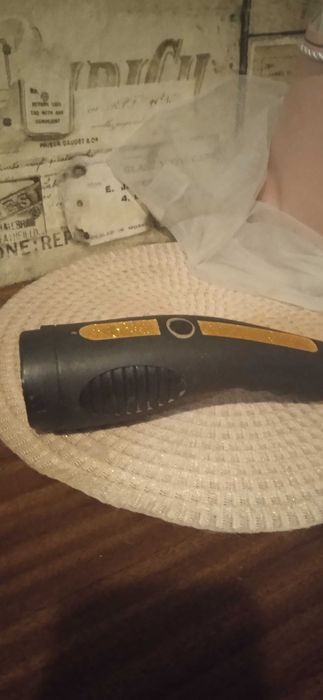 Бездротовий автомобільний пилисос