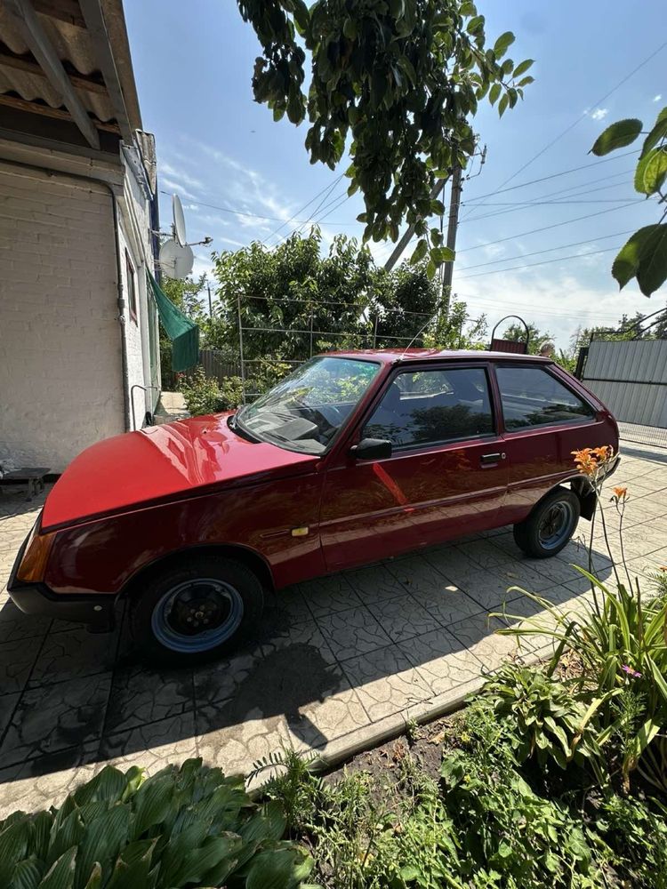 Продам автомобіль Таврія