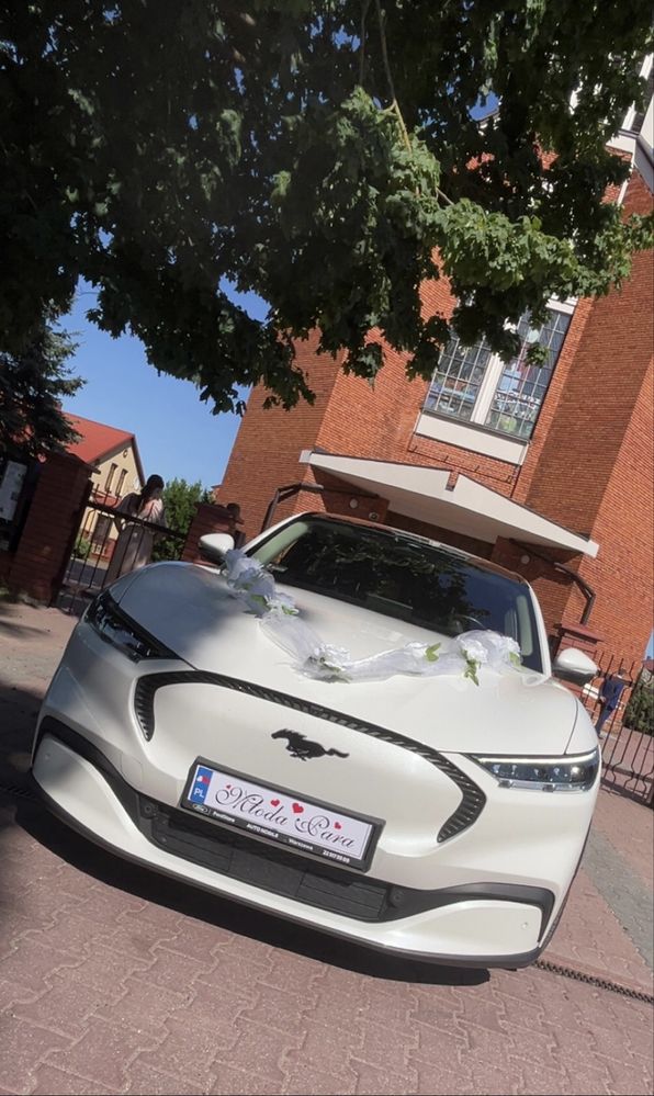 Auto do ślubu Ford Mustang MACH-E  |