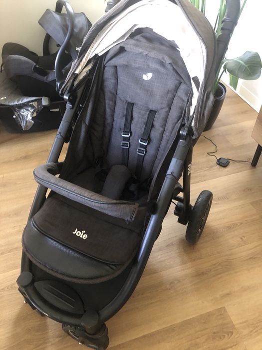 Wózek  Joie 2w1.