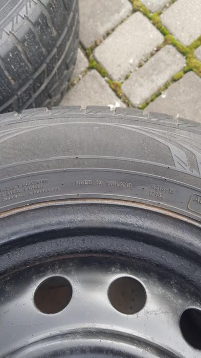 Продам шини з дисками R15 зимові