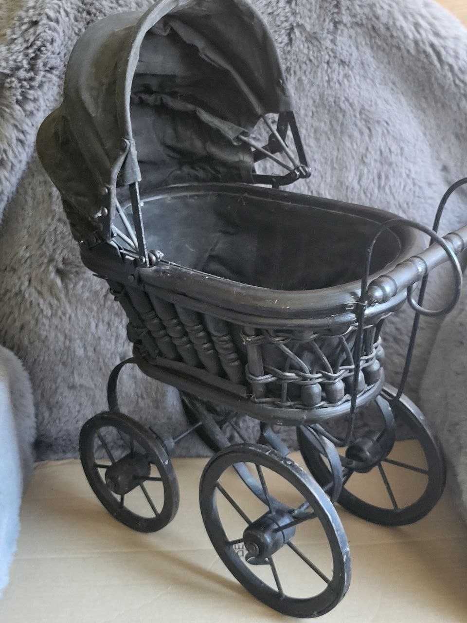 Антикварна коляска для ляльки. Франція. Поч. XX ст.