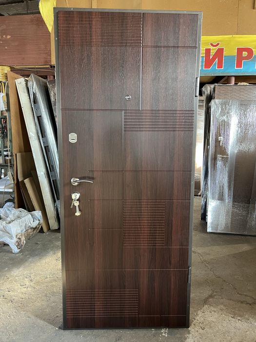 Входная дверь 860*2050 левая / правая