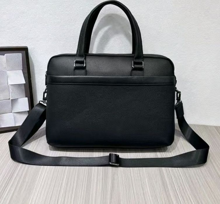 Чоловіча шкіряна сумка для ноутбука і документів