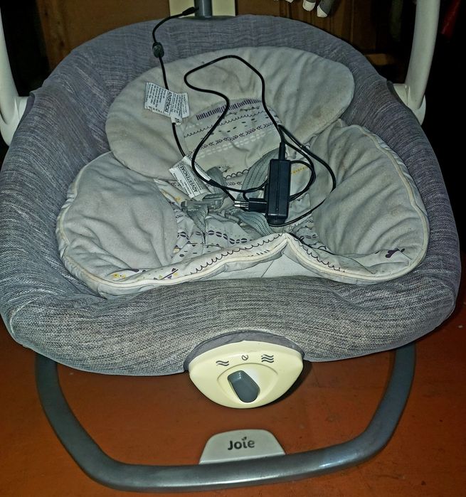 Заколисуючий центр для немовлят