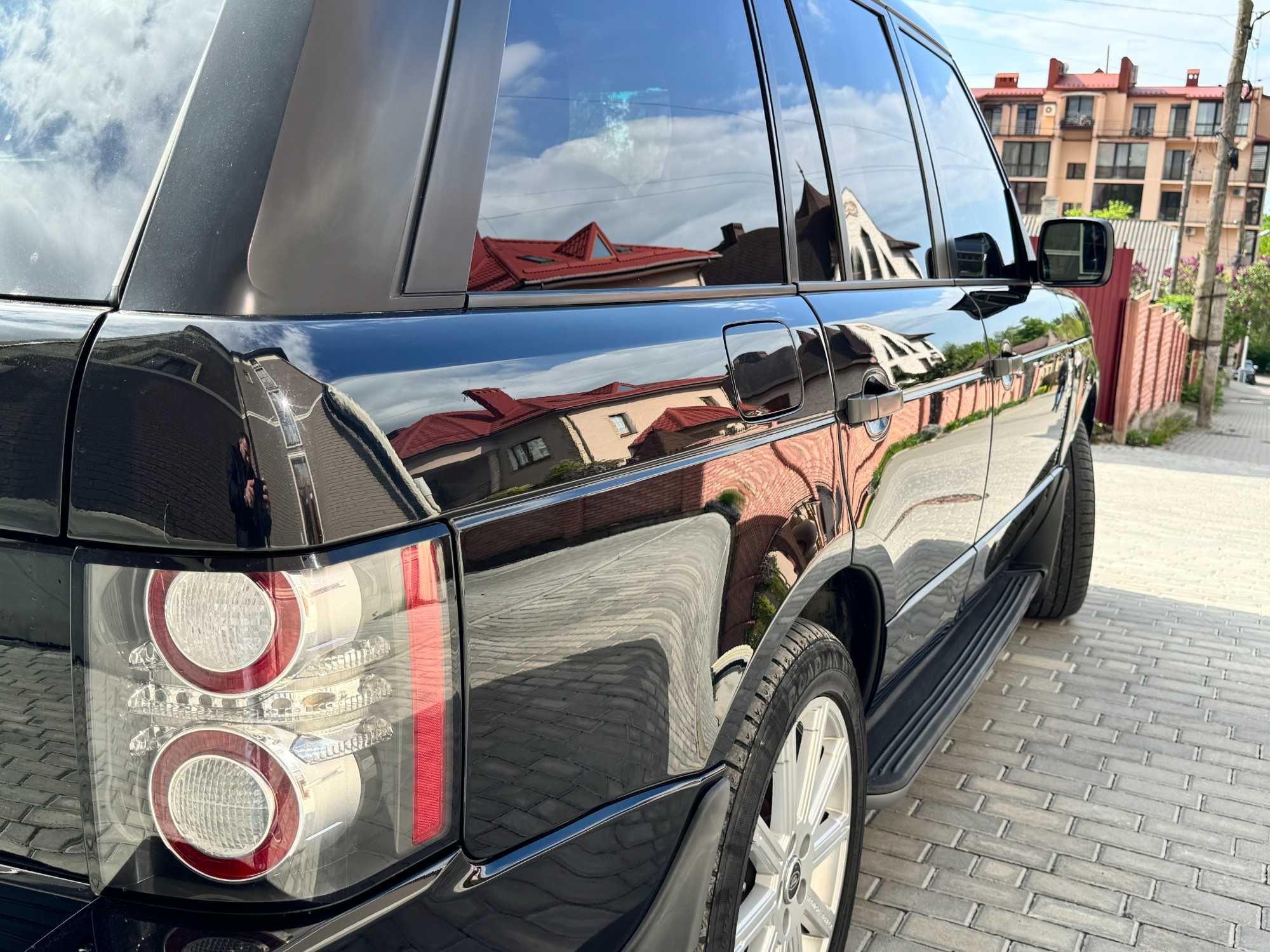 Range Rover автомобіль 2010 рік 3,6 диз