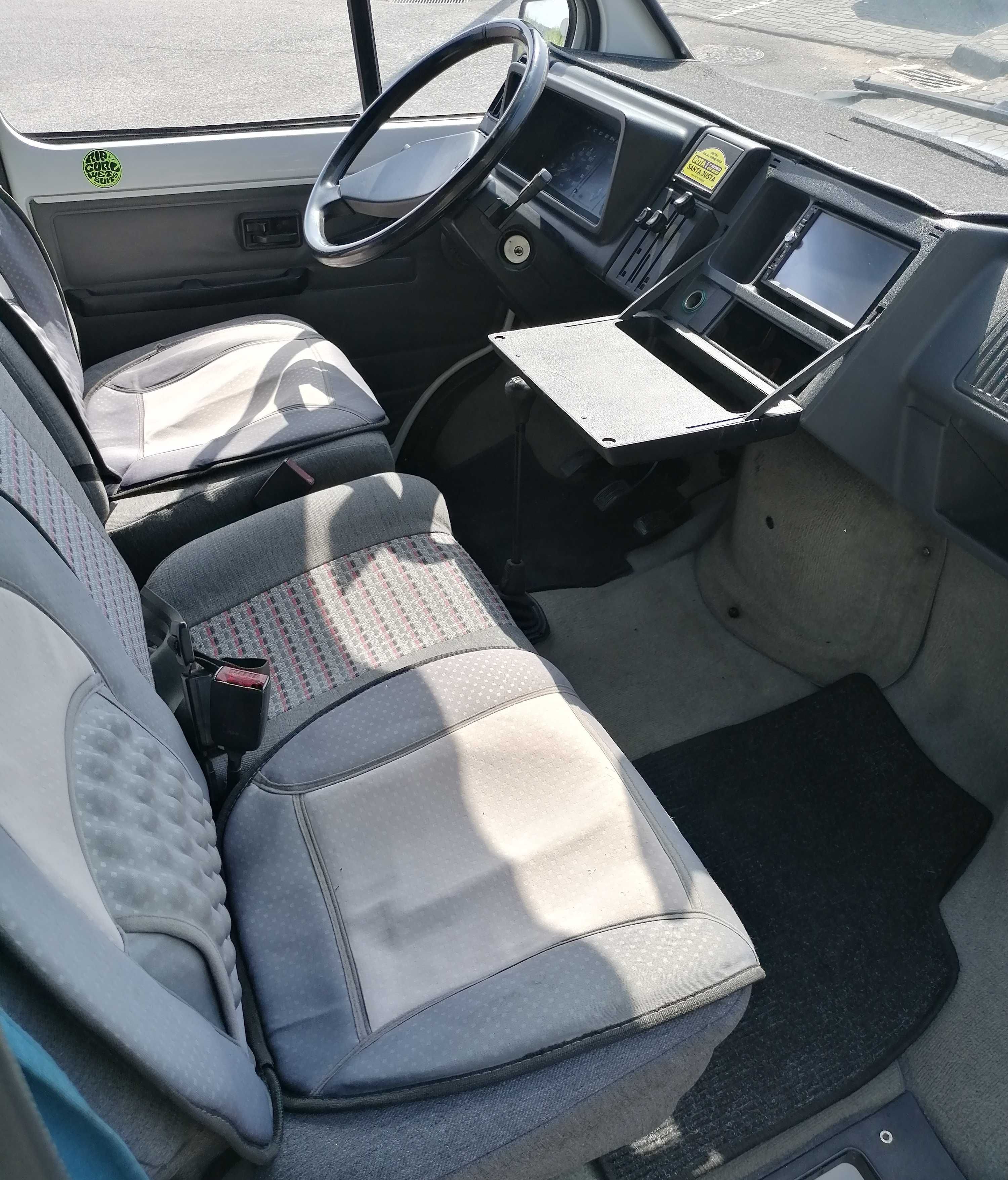 Renault Trafic 2.5D 7 Lugares (c/kit camper)