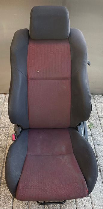 Bancos corolla e12  t-sport