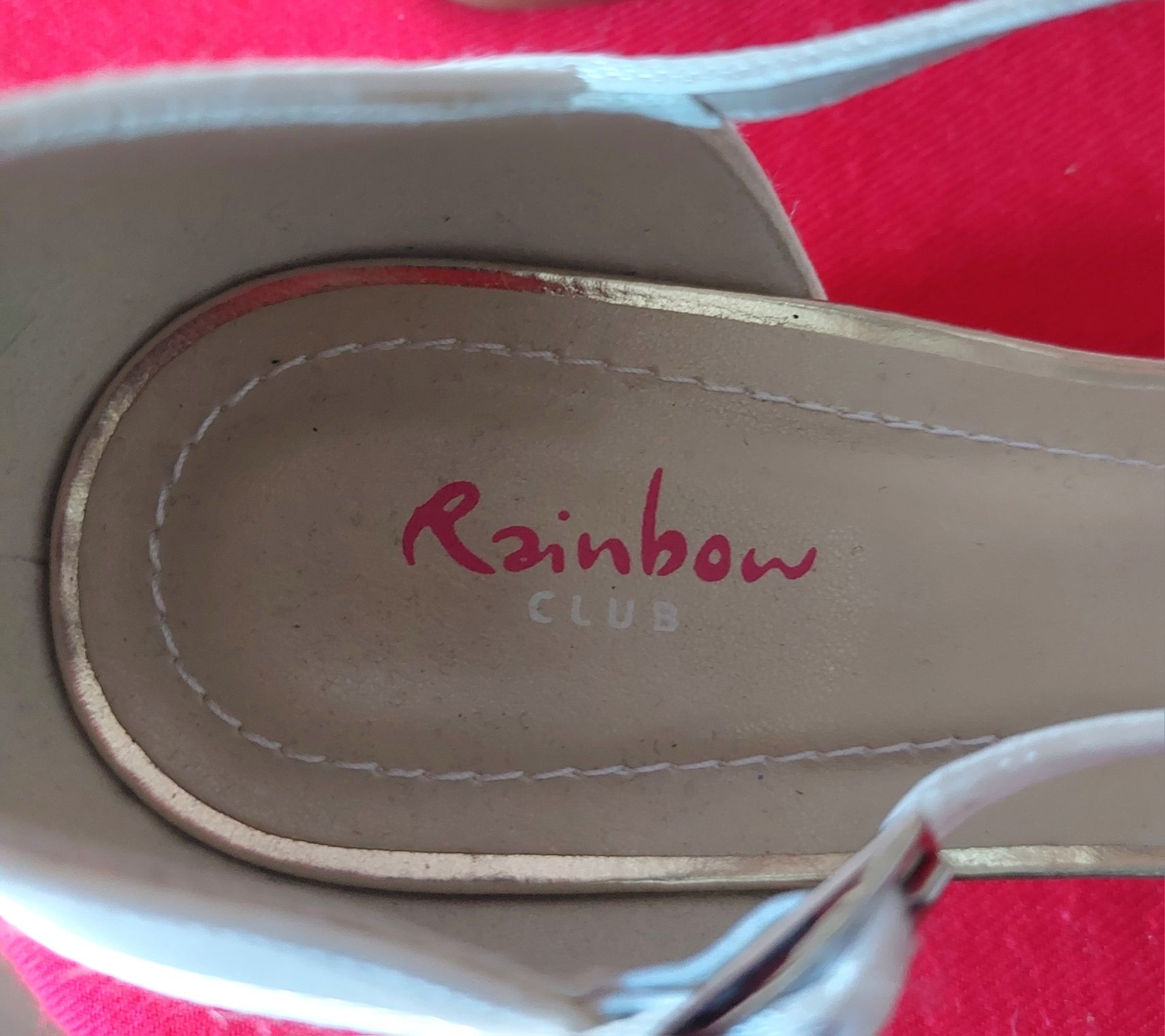 Białe buty z satyny. Nowe. Rainbow. 8 foto.