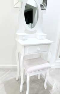 Toaletka biała z lustrem + taboret