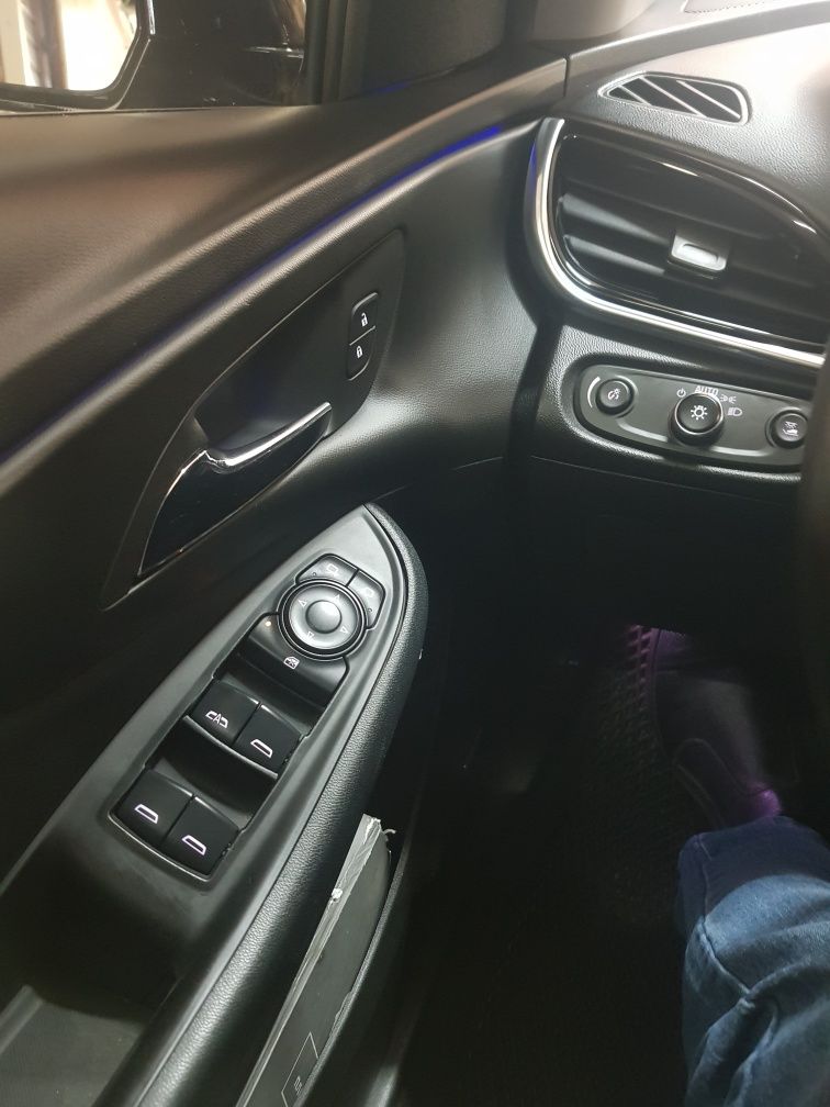 Продаю Chevrolet Volt Premier