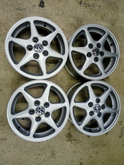 5/100 r14 et37 Volkswagen Skoda Титани 4шт