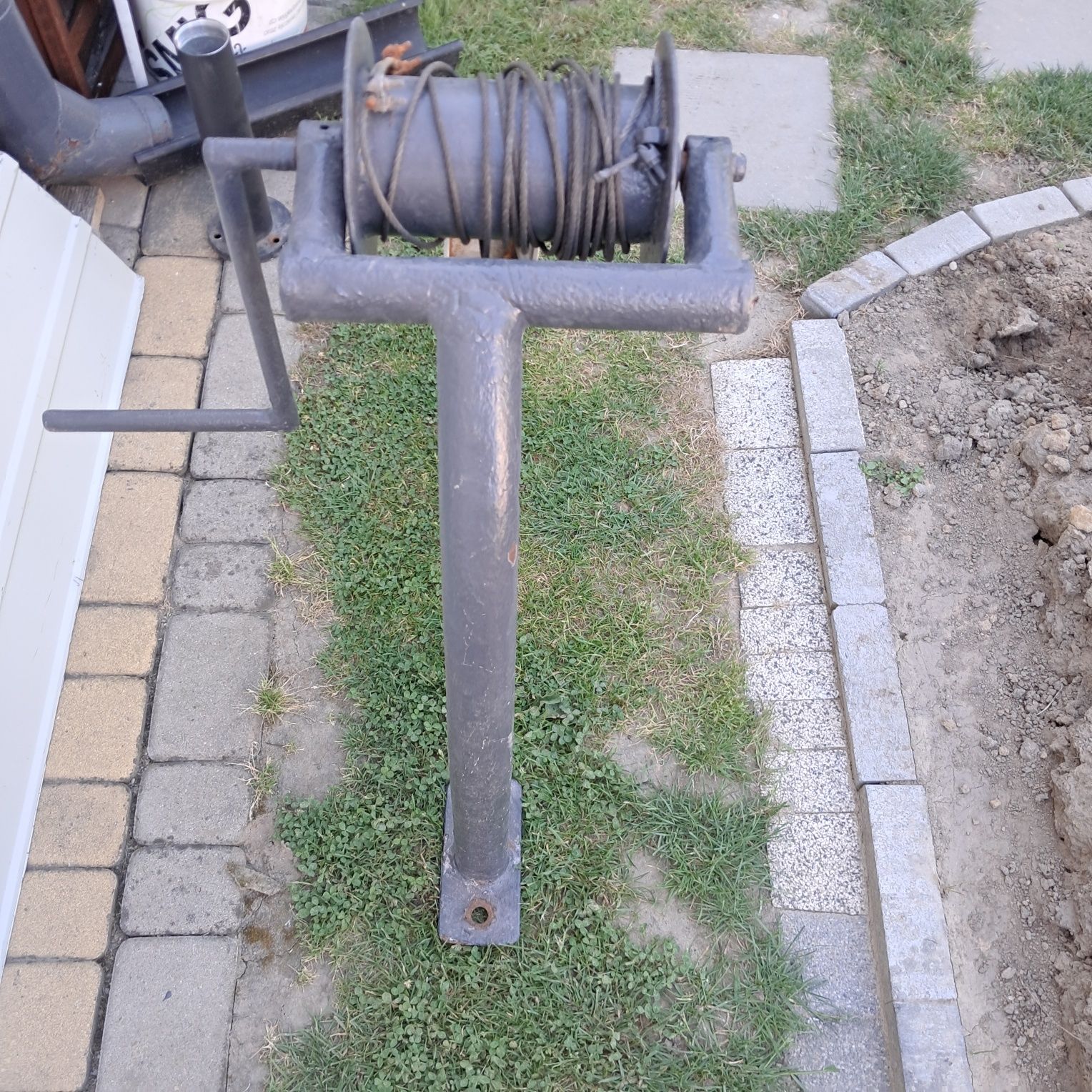 Żuraw korba do studnii