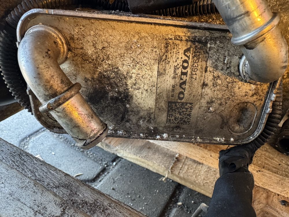 Silnik 2.0DIESEL D5 D4204T23